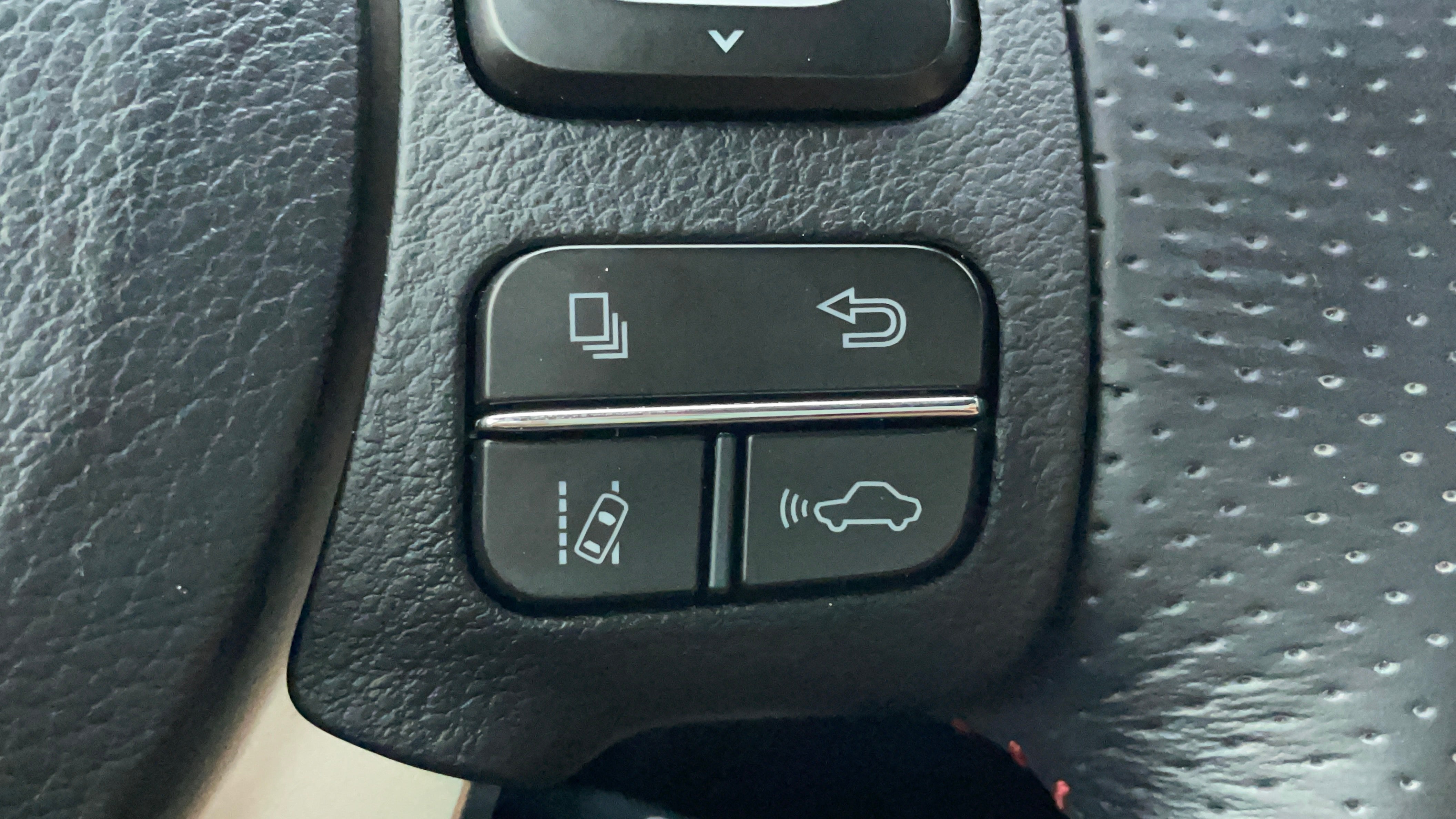 Lexus IS 350-Driver Assistance Functions