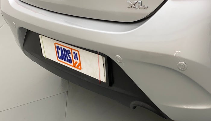 2018 Nissan Micra Active XL O, Petrol, Manual, 75,289 km, Infotainment system - Parking sensor not working