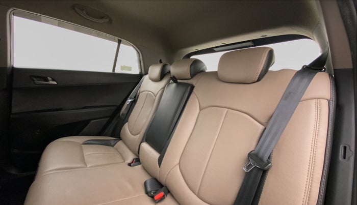 2017 Hyundai Creta 1.6 SX PLUS AUTO PETROL, Petrol, Automatic, 85,652 km, Right Side Rear Door Cabin