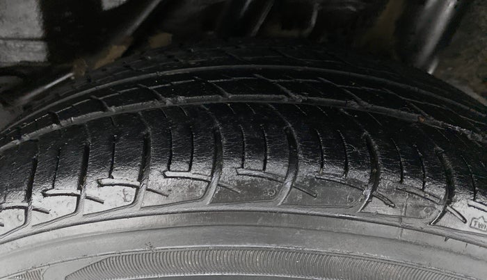 2015 Honda Amaze 1.2L I-VTEC SX, Petrol, Manual, 43,848 km, Left Rear Tyre Tread