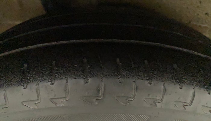 2019 Maruti IGNIS DELTA 1.2, Petrol, Manual, 37,783 km, Right Rear Tyre Tread