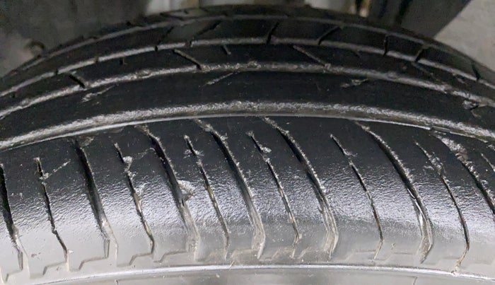 2021 Renault Kiger RXZ CVT 1.0 TURBO, Petrol, Automatic, 9,698 km, Left Front Tyre Tread