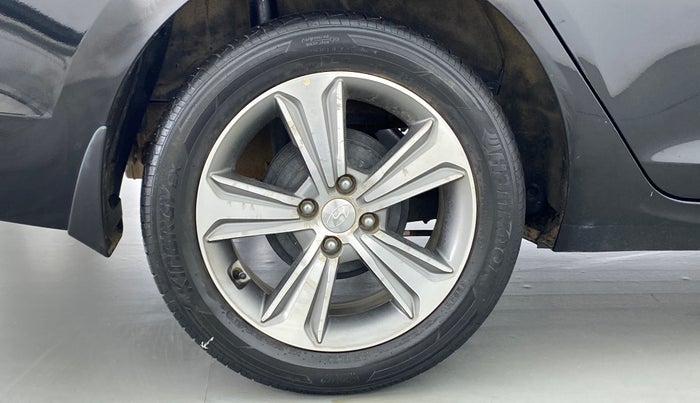 2019 Hyundai Verna 1.6 SX VTVT (O), Petrol, Manual, 29,414 km, Right Rear Wheel