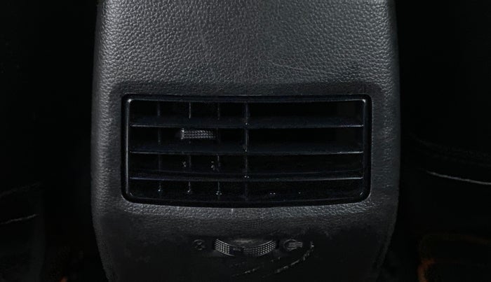 2015 Hyundai i20 Active 1.2 SX, Petrol, Manual, 69,649 km, Rear AC Vents