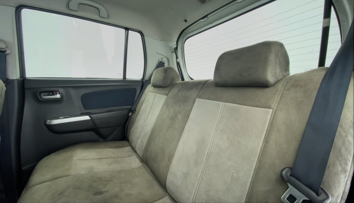2011 Maruti Wagon R 1.0 VXI, Petrol, Manual, 28,979 km, Right Side Rear Door Cabin