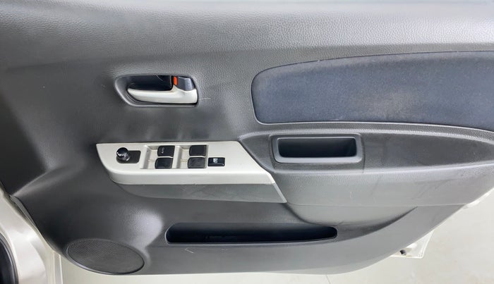 2011 Maruti Wagon R 1.0 VXI, Petrol, Manual, 28,979 km, Driver Side Door Panels Control