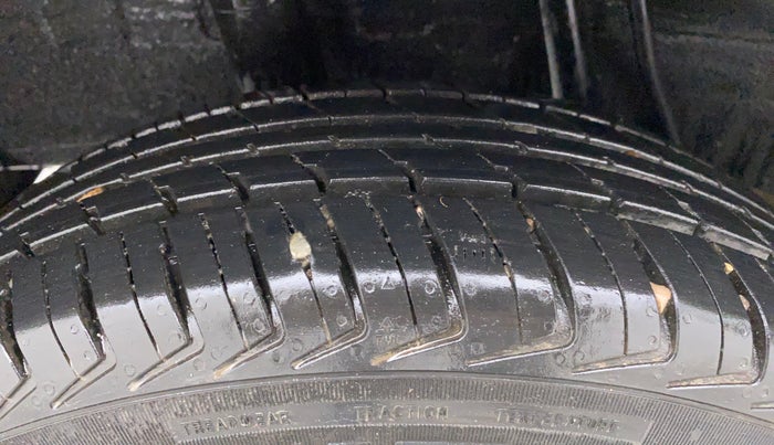 2019 Datsun Redi Go A, Petrol, Manual, 7,710 km, Right Rear Tyre Tread