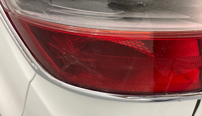 2015 Hyundai Creta 1.6 SX CRDI, Diesel, Manual, 74,767 km, Left tail light - Minor damage