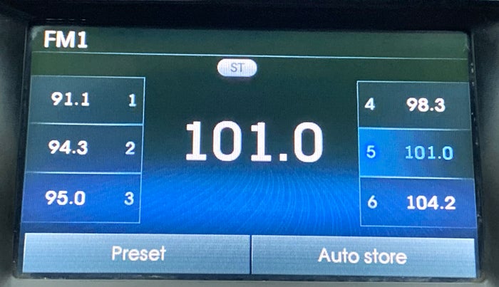 2015 Hyundai New Elantra 1.6 SX AT DIESEL, Diesel, Automatic, 1,07,335 km, Touchscreen Infotainment System