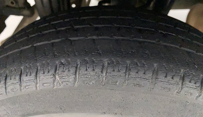 2015 Maruti Alto K10 VXI, Petrol, Manual, 70,158 km, Right Rear Tyre Tread