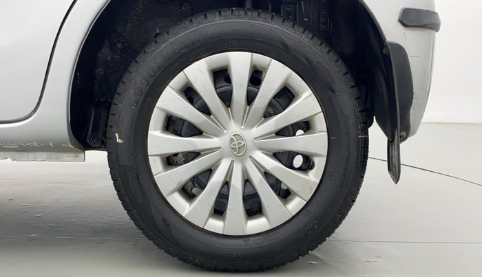 2013 Toyota Etios Liva G, Petrol, Manual, 64,652 km, Left Rear Wheel