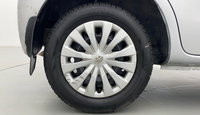 2013 Toyota Etios Liva G, Petrol, Manual, 64,652 km, Right Rear Wheel