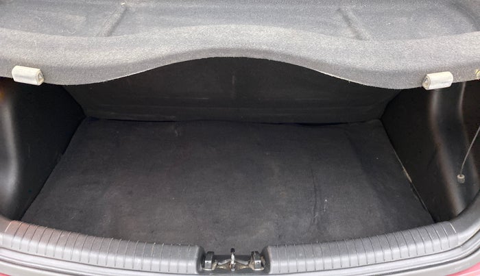 2014 Hyundai Grand i10 MAGNA 1.2 KAPPA VTVT, Petrol, Manual, 65,735 km, Boot Inside