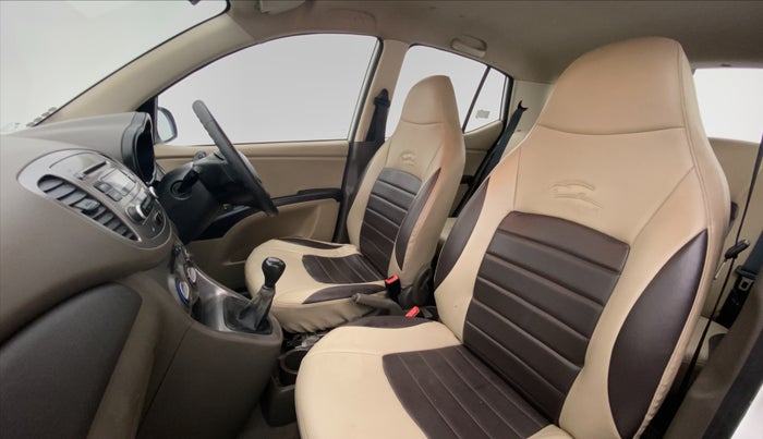 2013 Hyundai i10 MAGNA 1.1 IRDE2, Petrol, Manual, 40,960 km, Right Side Front Door Cabin View