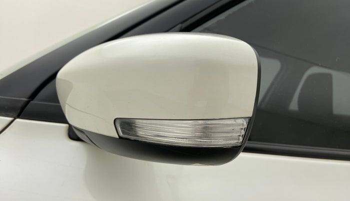 2021 Maruti Swift VXI, Petrol, Manual, 10,407 km, Left rear-view mirror - Indicator light not working