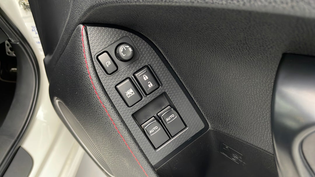2015 Subaru Brz Brz, Manual, 72988 km, Drivers Side Door Panel Controls