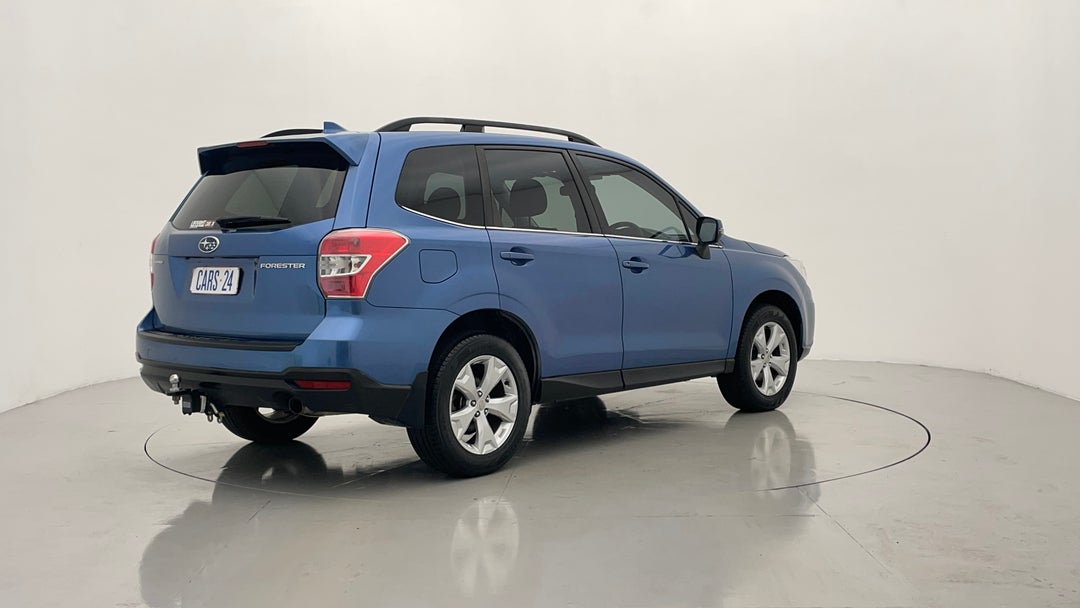 Right Back Diagonal (45- Degree) View