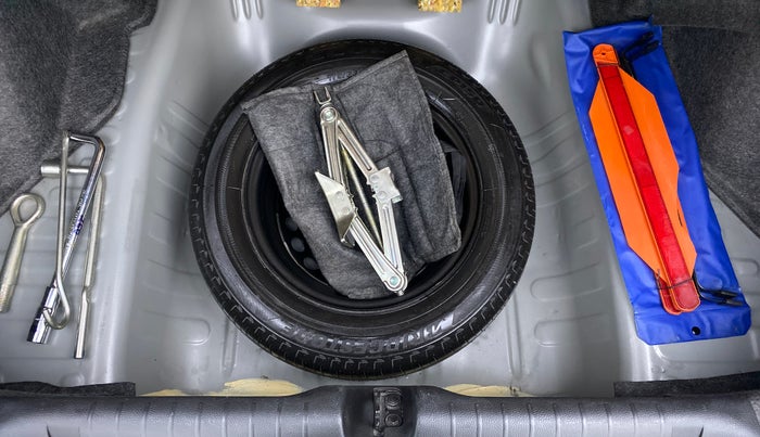 2018 Honda Amaze 1.2 SMT I VTEC, Petrol, Manual, 42,903 km, Spare Tyre