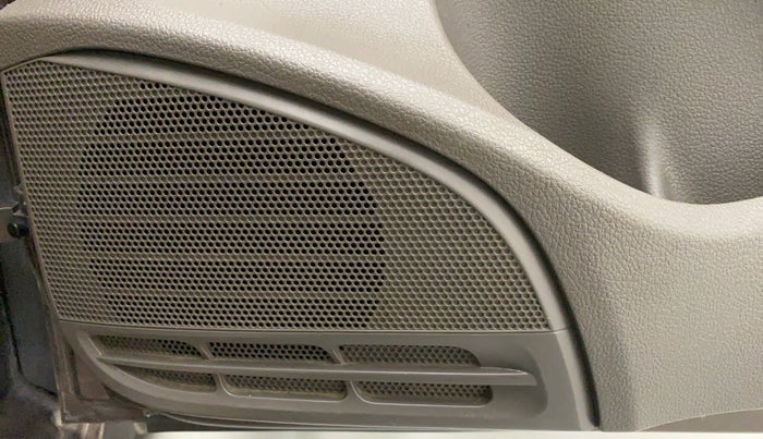 2015 Volkswagen Vento HIGHLINE TDI AT, Diesel, Automatic, 60,597 km, Speaker