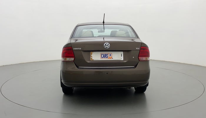 2015 Volkswagen Vento HIGHLINE TDI AT, Diesel, Automatic, 60,597 km, Back/Rear