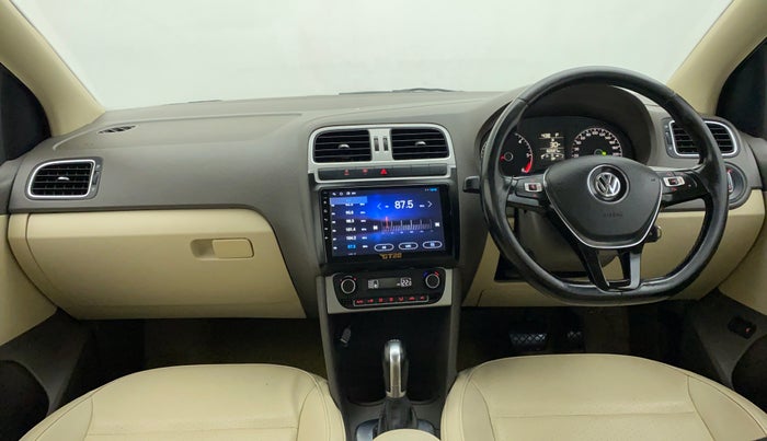 2015 Volkswagen Vento HIGHLINE TDI AT, Diesel, Automatic, 60,597 km, Dashboard