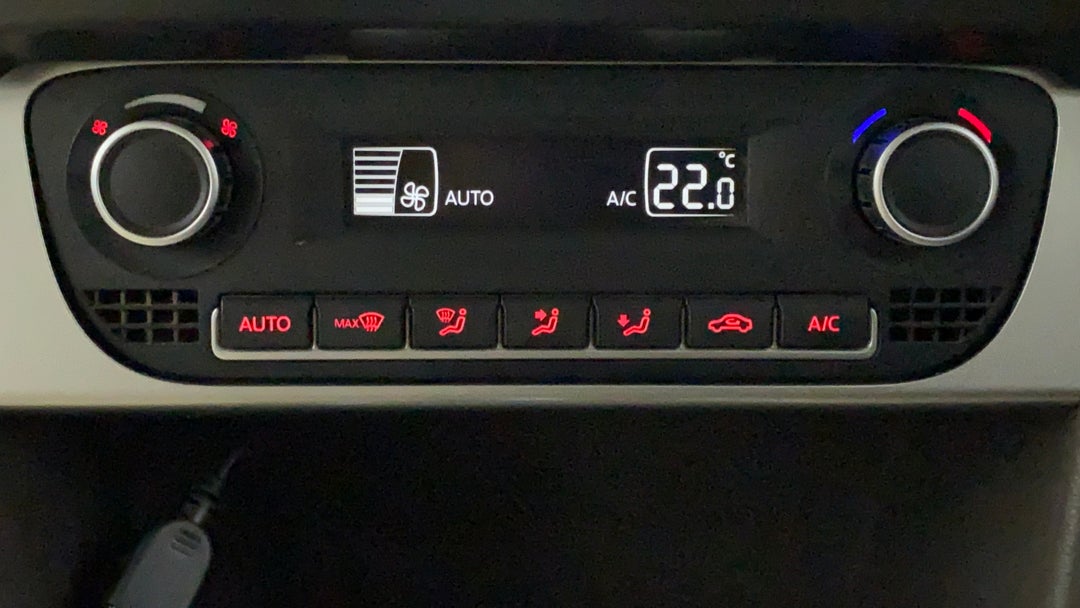 Automatic Climate Control 
