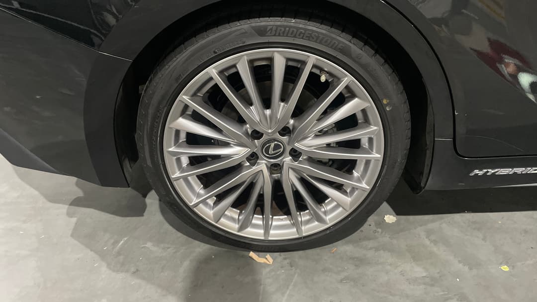 2021 Lexus Is300h Luxury Hybrid, Automatic, 55715 km, Right Rear Wheel