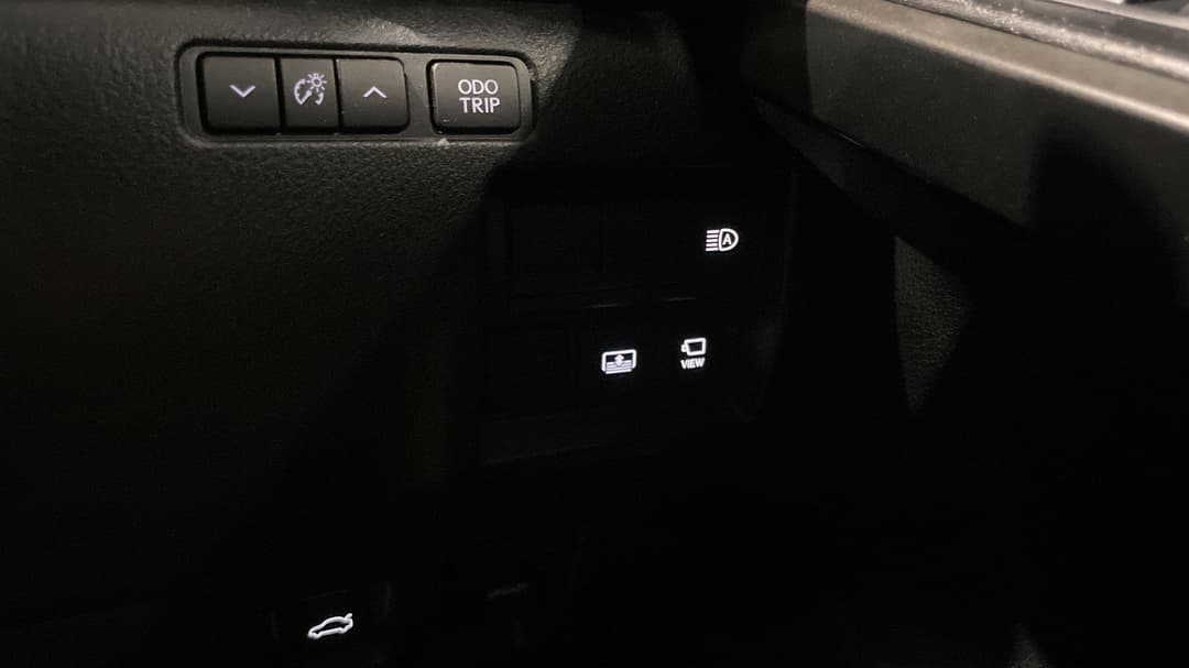 2021 Lexus Is300h Luxury Hybrid, Automatic, 55715 km, Utility Switches/Buttons