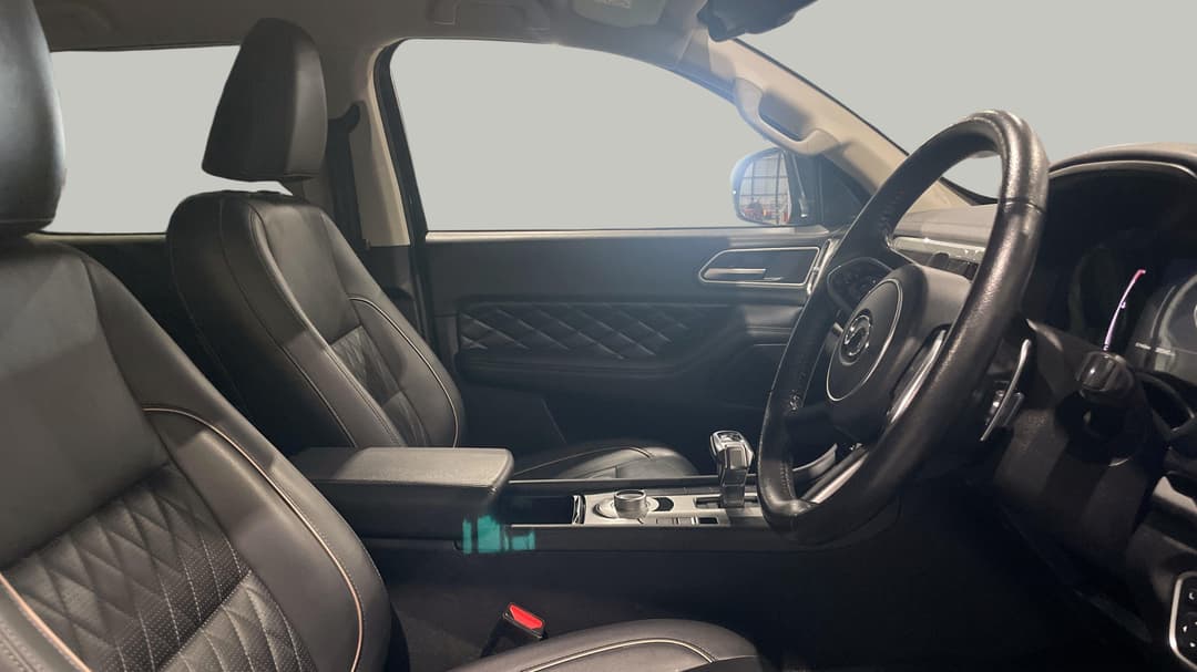 2024 GWM Ute Cannon Vanta (4x4), Automatic, 35340 km, Right Side Front Door Cabin View