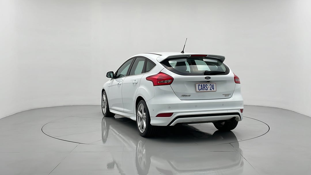 Left Back Diagonal (45- Degree) View