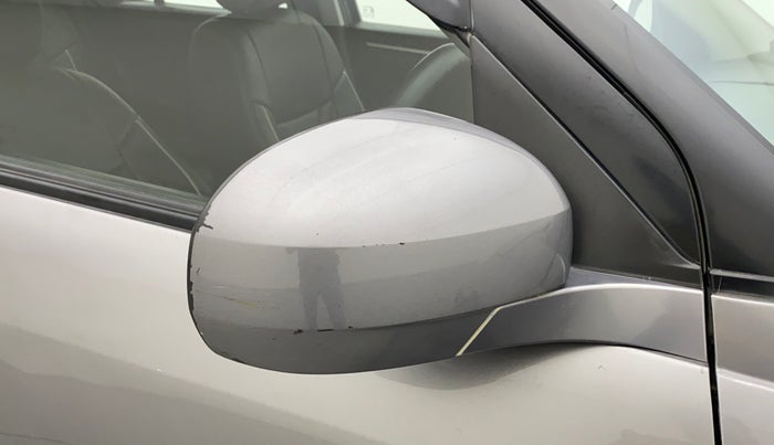 2016 Maruti Swift LXI, Petrol, Manual, 48,565 km, Right rear-view mirror - Minor scratches