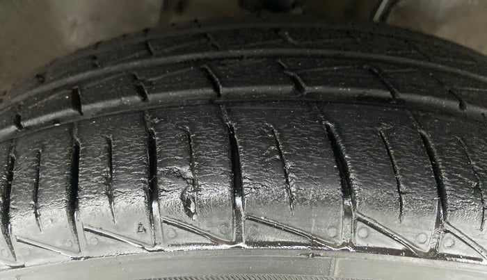 2019 Maruti Alto VXI, Petrol, Manual, 23,012 km, Right Front Tyre Tread