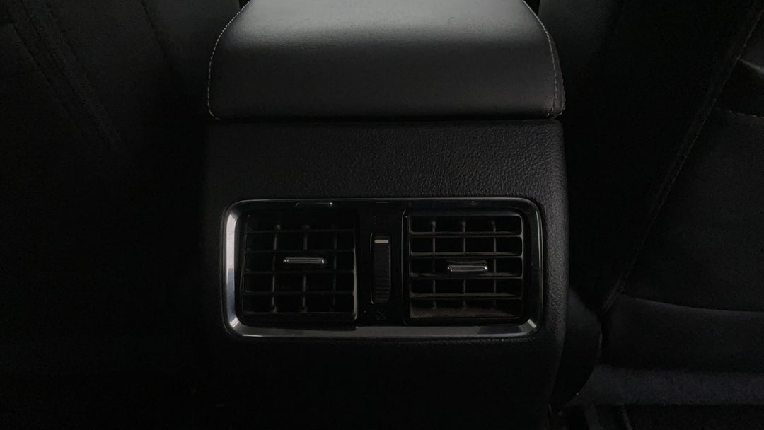 Rear A/C Vent