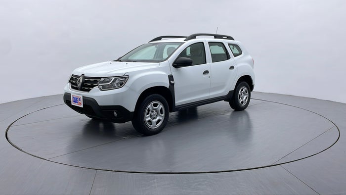 RENAULT DUSTER-Left Front Diagonal (45- Degree) View