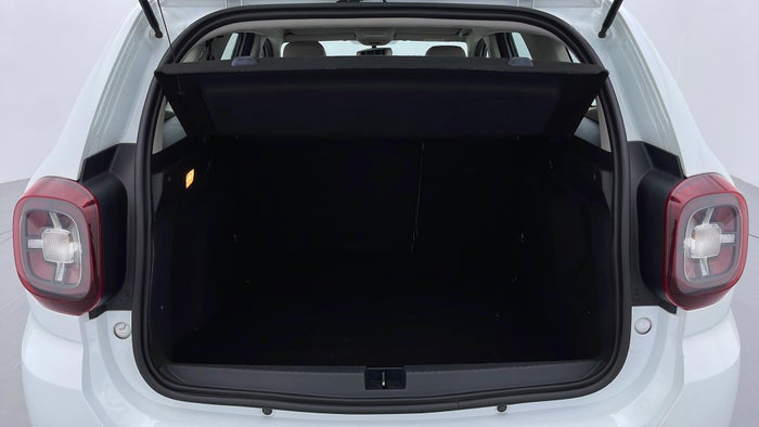 RENAULT DUSTER-Boot Inside View