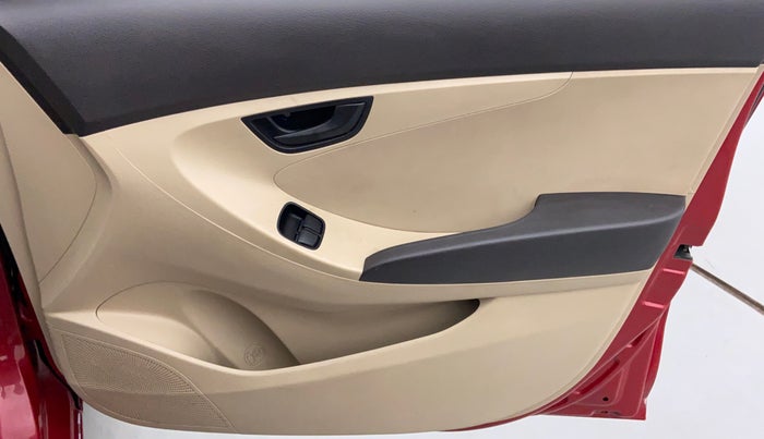 2014 Hyundai Eon MAGNA PLUS, Petrol, Manual, 46,920 km, Driver Side Door Panels Control