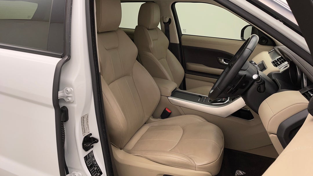 2018 Range Rover Evoque Td4 150 Se, Automatic, 70201 km, Right Side Front Door Cabin View