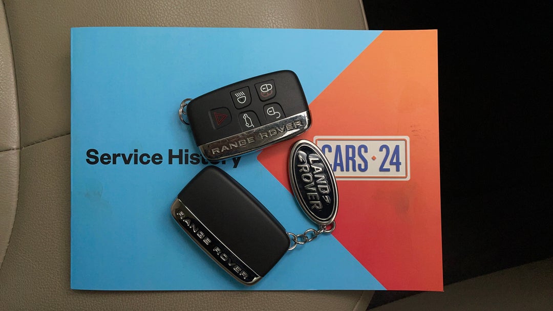 2018 Range Rover Evoque Td4 150 Se, Automatic, 70201 km, Key Close-up
