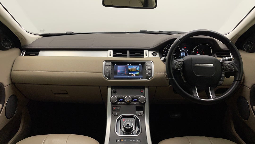 2018 Range Rover Evoque Td4 150 Se, Automatic, 70201 km, Dashboard View