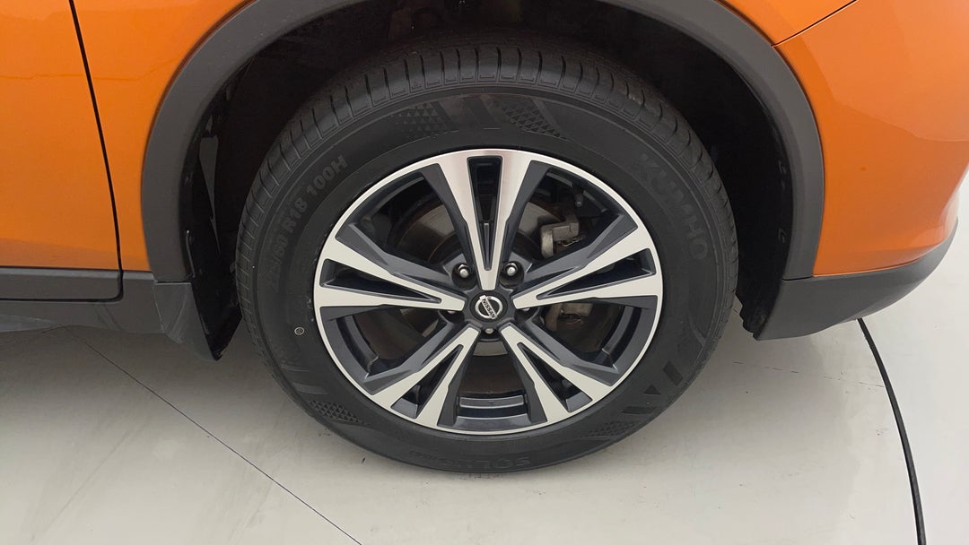 2021 Nissan X-trail St-l (2wd), Automatic, 64578 km, Right Front Wheel