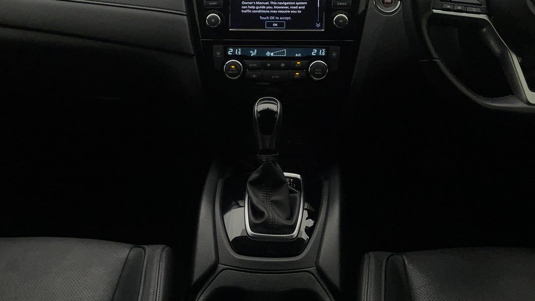 2021 Nissan X-trail St-l (2wd), Automatic, 64578 km, Gear Lever 