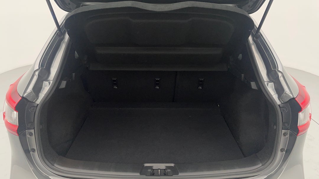 2017 Nissan Qashqai St, Manual, 71953 km, Boot Inside View