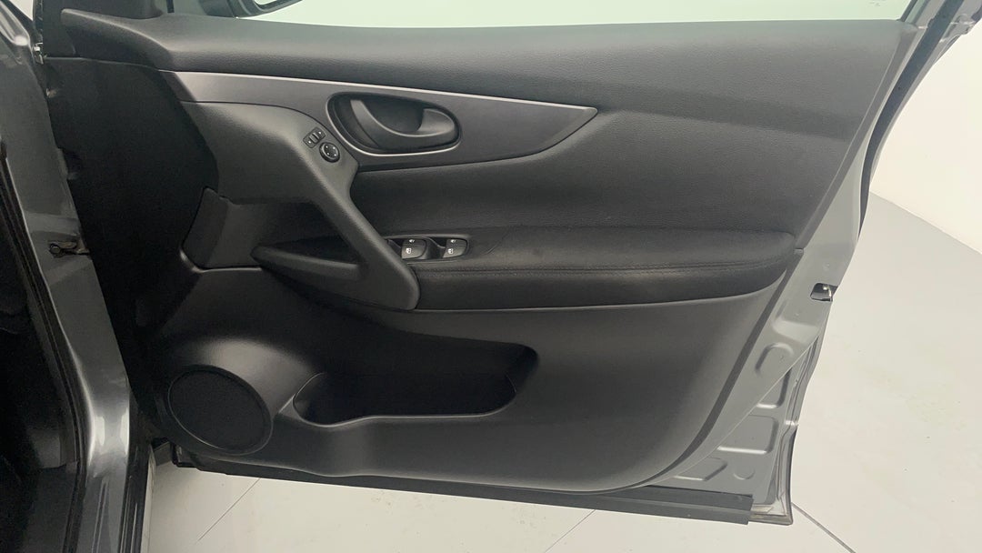 2017 Nissan Qashqai St, Manual, 71953 km, Speaker View