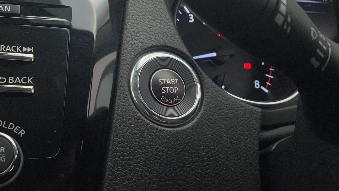 2017 Nissan Qashqai St, Manual, 71953 km, Keyless / Button Start