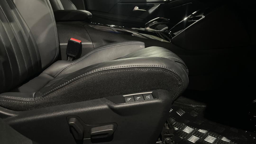 2021 Peugeot 2008 Gt Sport, Automatic, 45493 km, Drivers Side Adjustment Panel