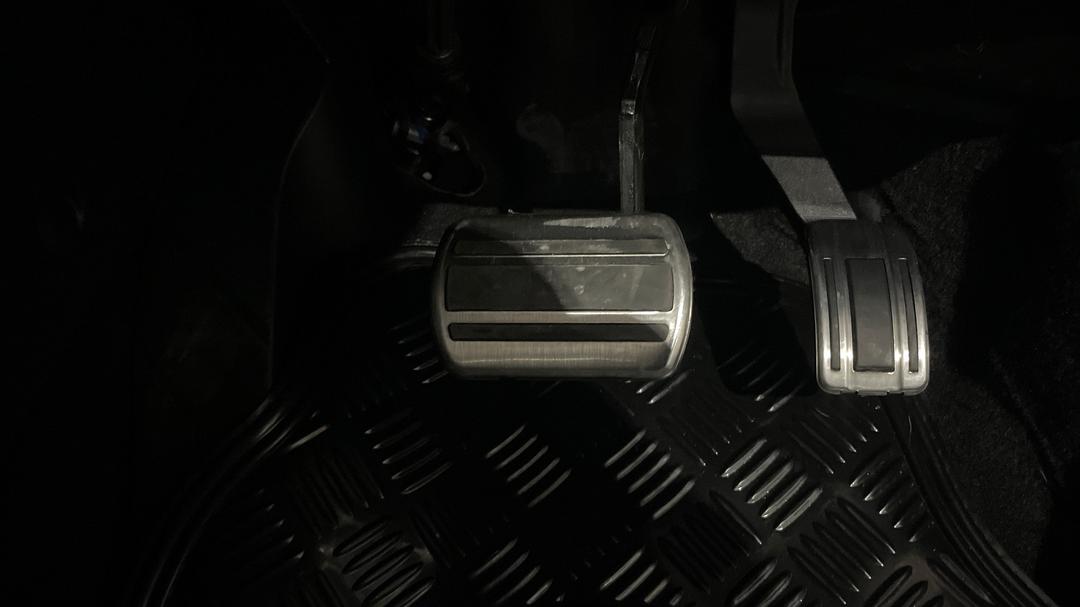 2021 Peugeot 2008 Gt Sport, Automatic, 45493 km, Pedals and Footmat