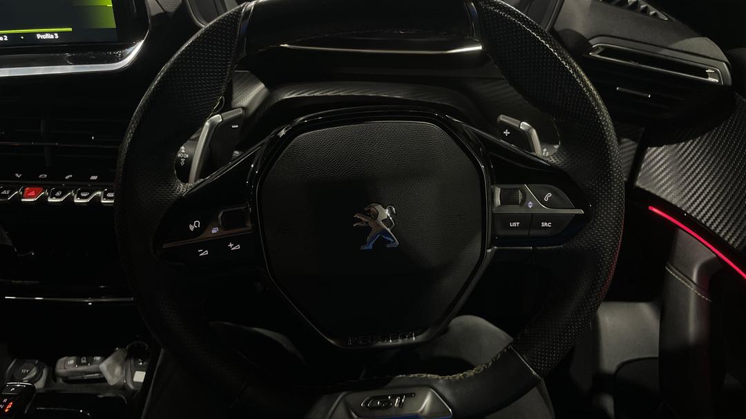2021 Peugeot 2008 Gt Sport, Automatic, 45493 km, Steering Wheel Close-up