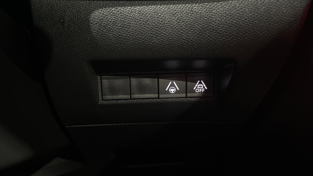 2021 Peugeot 2008 Gt Sport, Automatic, 45493 km, Utility Switches/Buttons