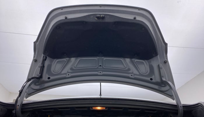 2015 Hyundai Verna FLUIDIC 1.6 CRDI S, Diesel, Manual, 74,936 km, Boot Door Open
