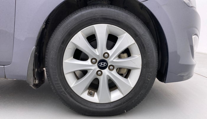 2015 Hyundai Verna FLUIDIC 1.6 CRDI S, Diesel, Manual, 74,936 km, Right Front Wheel
